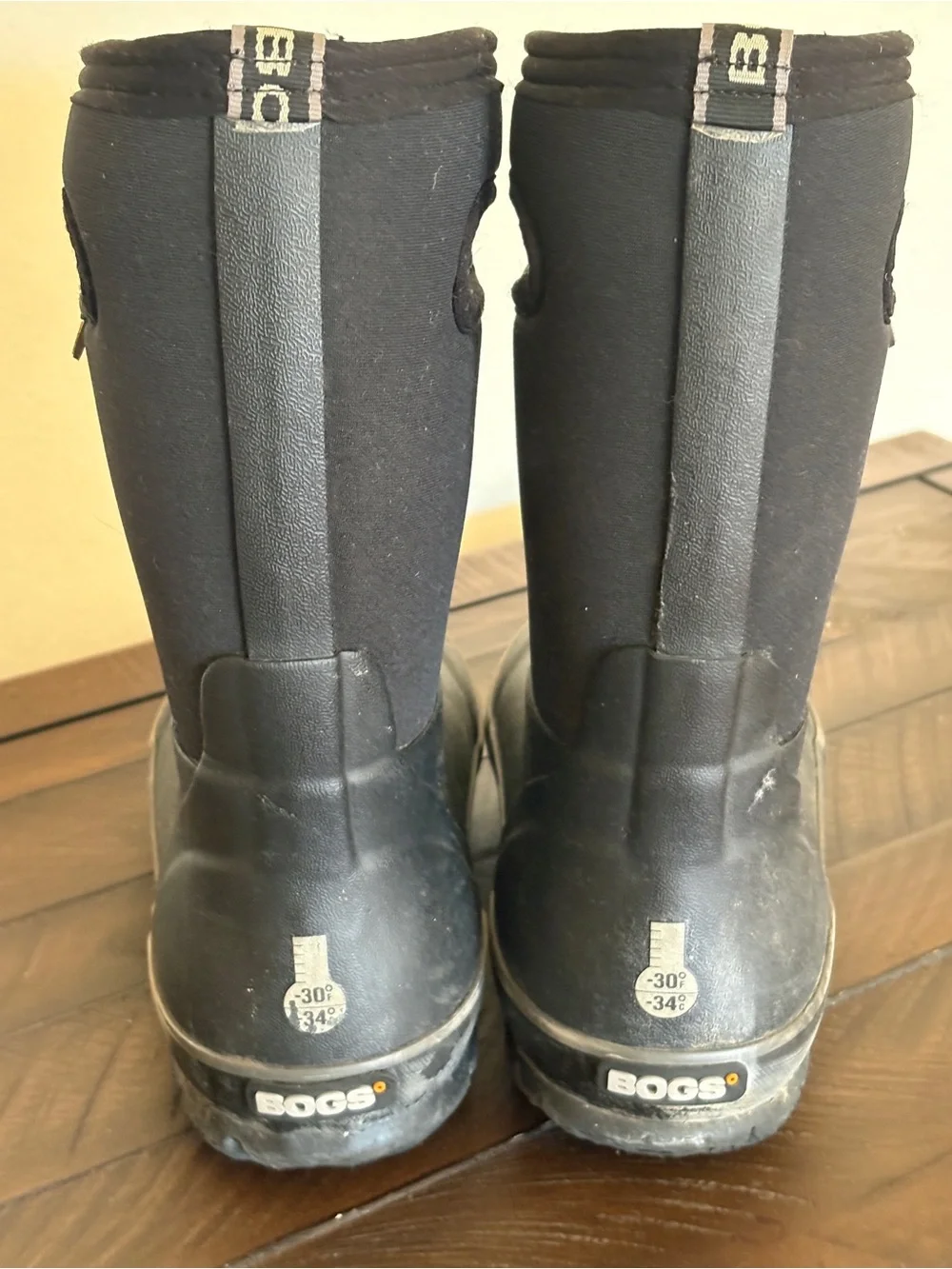 Bogs Kids Black Waterproof Pull-On Winter Boots